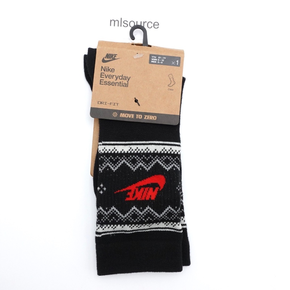 NEW NIKE Fair Isle Christmas Snowflakes Crew Socks Women's Size M 6-10 FZ3071-01